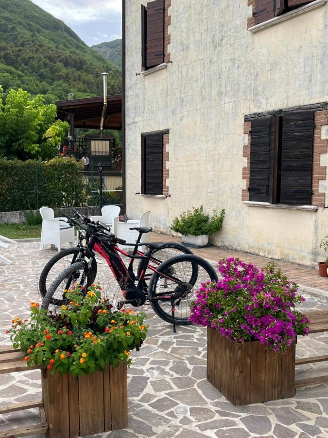 Casa Vacanze Vecchio Frantoio Residenza Moraiolo Spoleto Kültér fotó